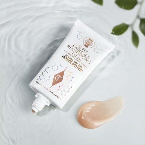 Charlotte Tilbury SUPER RADIANCE RESURFACING FACIAL 50ml