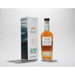 Boann Distillery Boann Single Pot Still Whiskey Madeira Cask 70cl