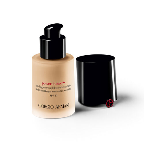 Armani Power Fabric Foundation 4