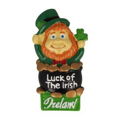 Irish Memories McGinty Leprechaun in a Pot of Gold Magnet