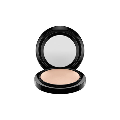 MAC Mineralize Skinfinish Natural Medium