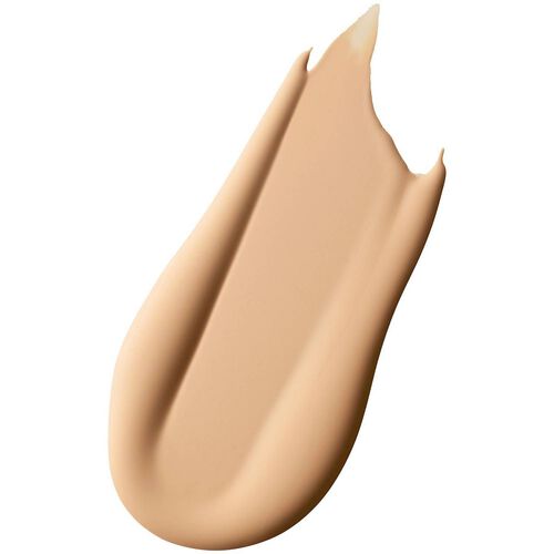 MAC Studio Radiance Serum-Powered Foundation NC17.5