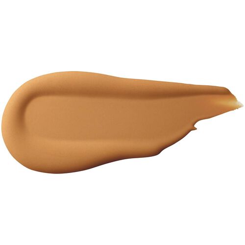 MAC Studio Radiance Serum-Powered Foundation NC47