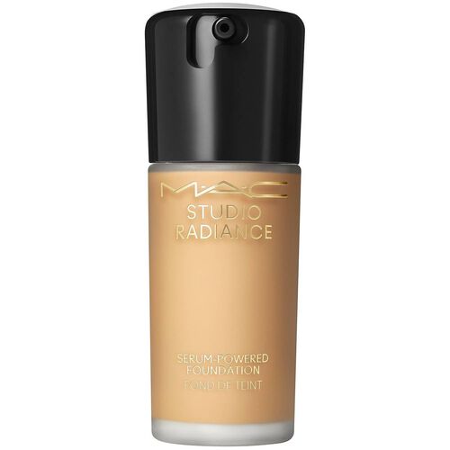 MAC Studio Radiance Serum-Powered Foundation NC25