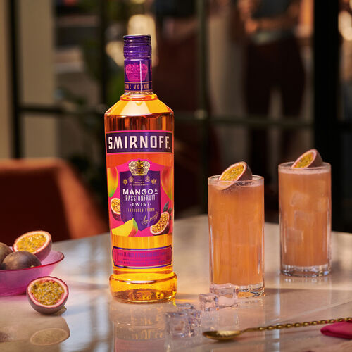 Smirnoff Smirnoff Mango & Passion fruit Twist Flavoured Vodka 1L