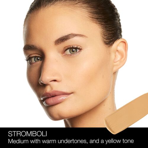 NARS Soft Matte Complete Foundation Stromboli